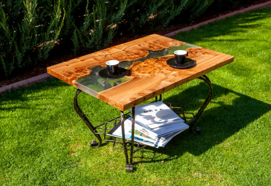 Epoxy Coffee Table / Elm Burl Wood